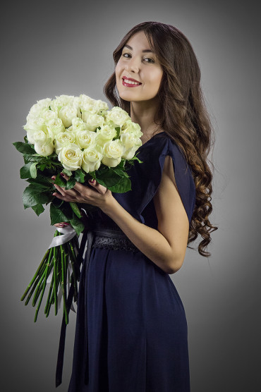 Роза Мондиаль 60 см 25 шт