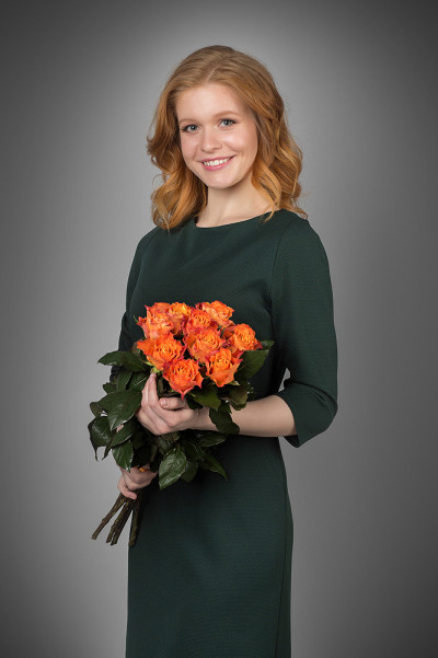 Роза оранжевая (Кения) 50 см 9шт