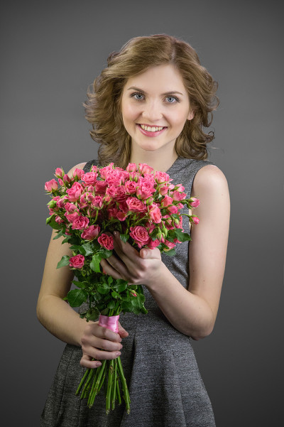 Кустовые розы Натали 15 шт.